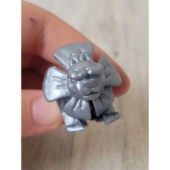 Silver Bulldog mini flower mythical toy figure - Picture 3 of 5